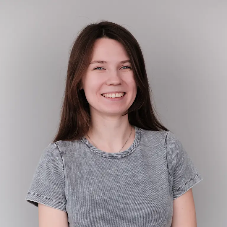 Victoria, UX/UI Designer